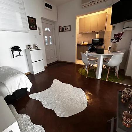 Apartment Hyde Park